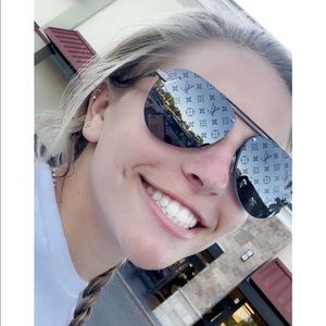 Meet your Posher, Rianon